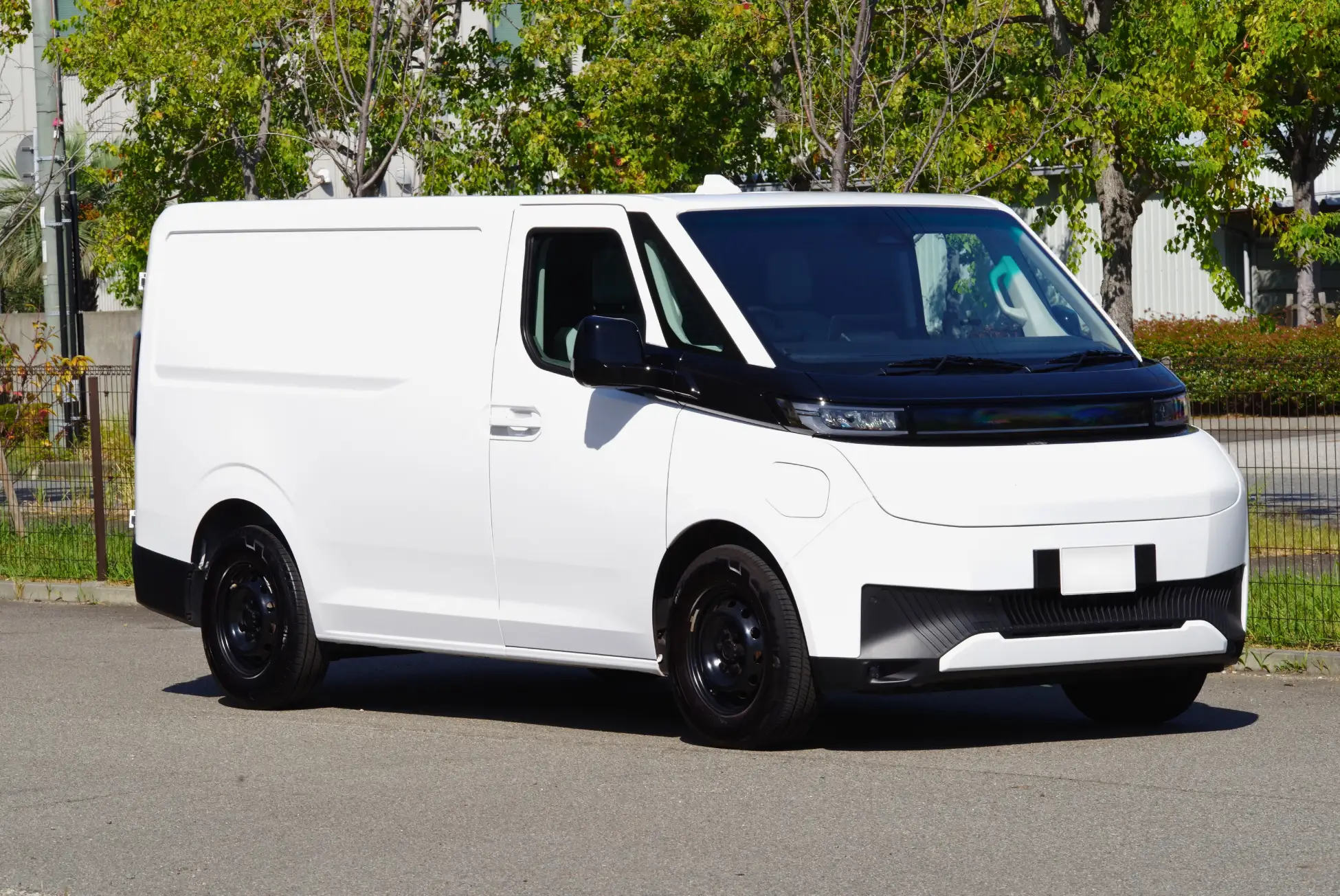 電気自動車を配送業務へ導入しました！